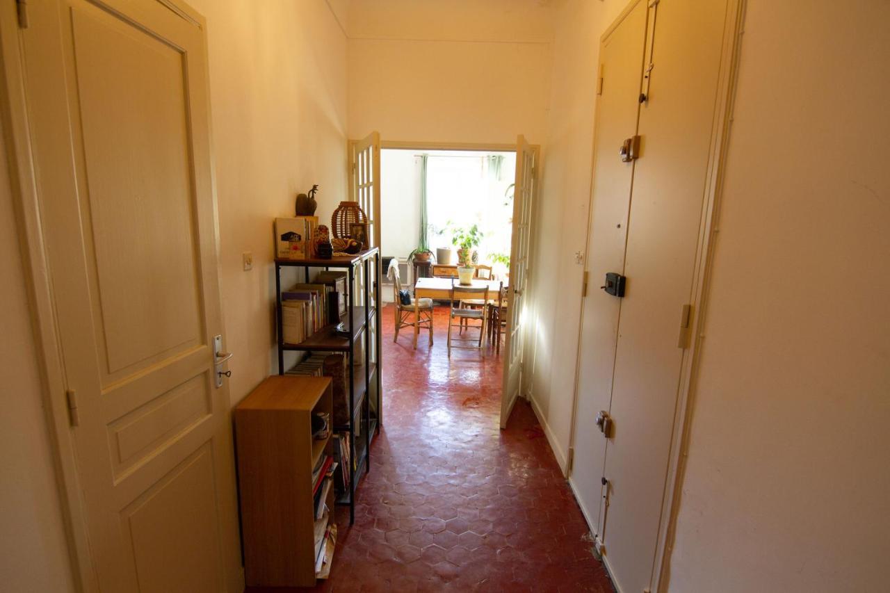 Jolie Chambre Dans Appartement Cosy En Plein Centre Marsella Exterior foto